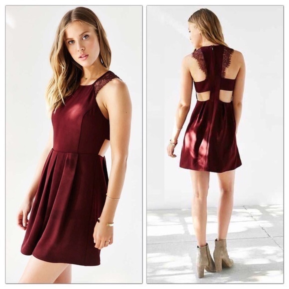 NWOT Urban Outfitters maroon dress size 0